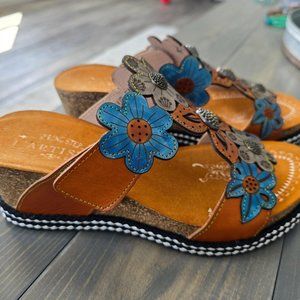 L'Artiste By Spring Step Damour Wedge Sandal